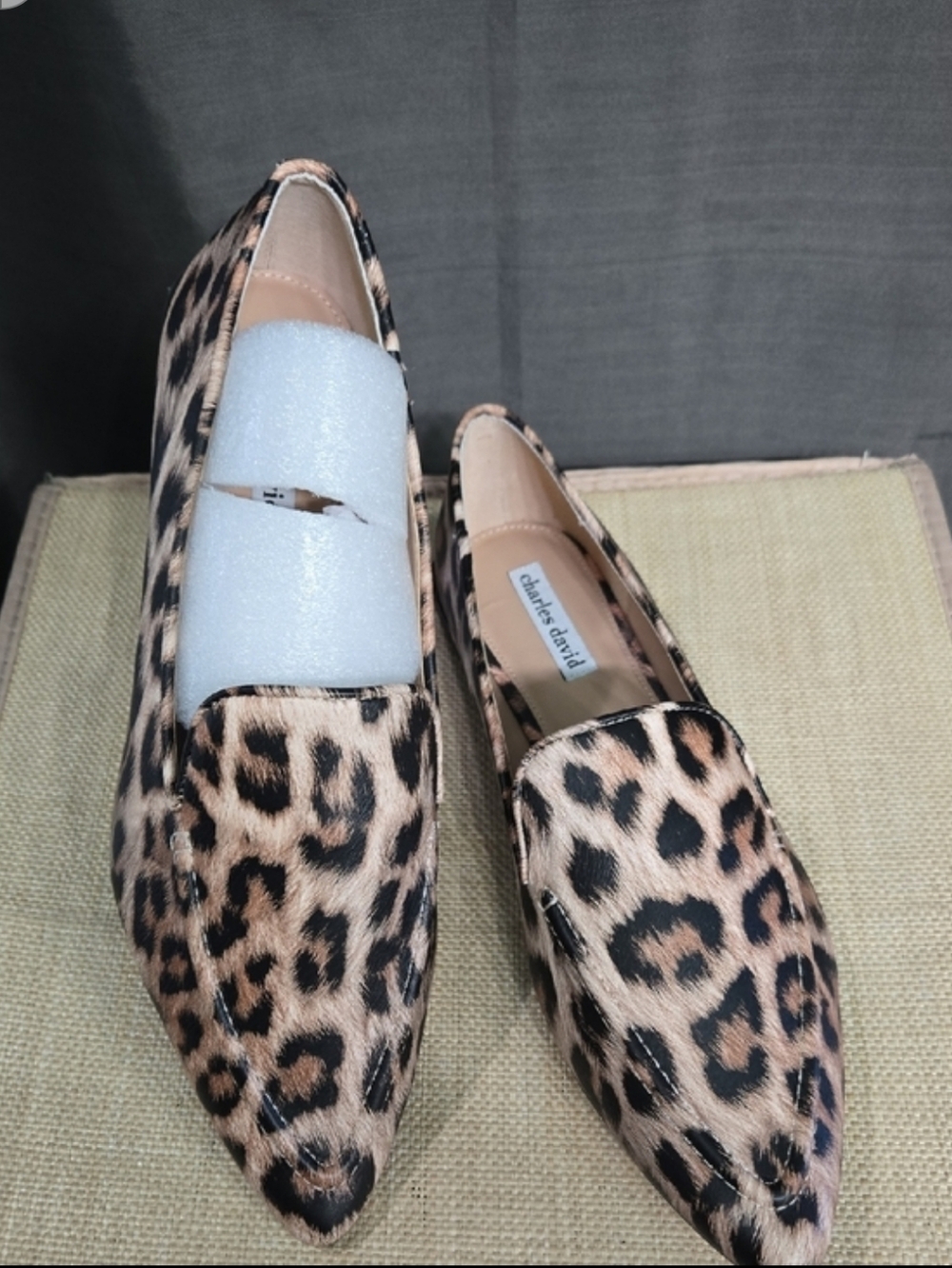 Charles David Leopard Print Pointed Loafers in Tan and Black - Picture 4 of 11